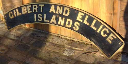 British Rail Screensavers - Gilbert & Ellice Islands nameplate